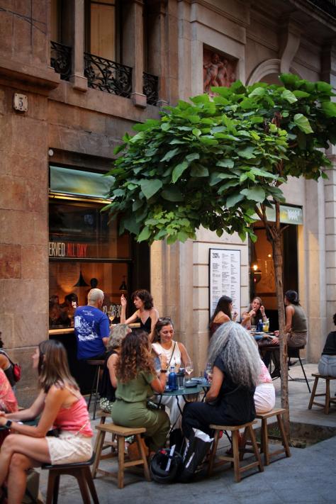 Tapas Lobito tapas platillos para compartir Port Vell Barcelona Grupo Tragaluz