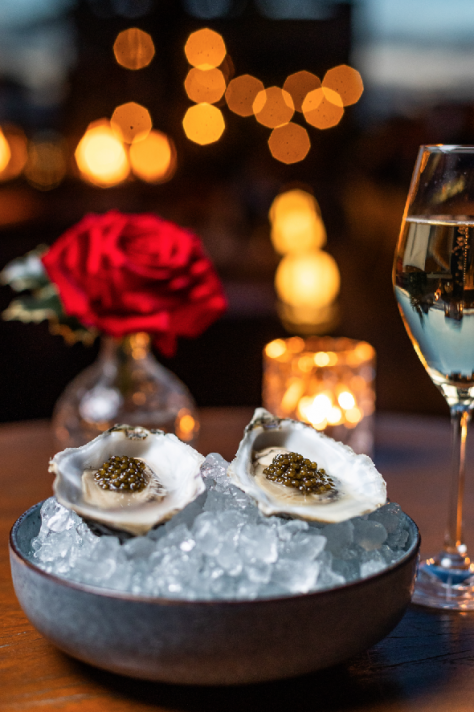 Navidad, Nochevieja, Fin de Año, cena-espectáculo, restaurantes, hoteles, Cabaret, Veraz, The Roof, The Barcelona Edition