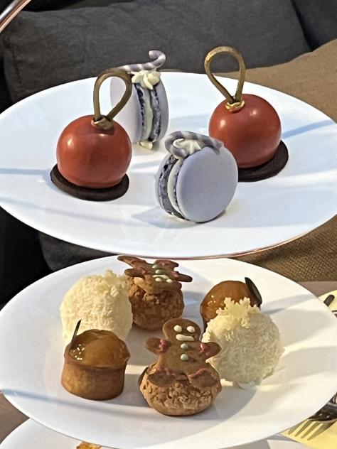 Navidad, afternoon tea, meriendas, Blanc, Banker’s Bar, cócteles, coctelerías, Eggnog, Mandarin Oriental, El Palace, Gingerbread House, raclette, restaurantes, hoteles, Barcelona