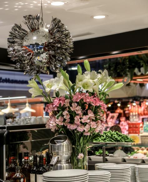 Kiosko Universal, Mercat de la Boqueria, Barcelona, Ciutat Vella, Raval, restaurantes, cocina de mercado, tapas, pescado, marisco, plancha, capipota, huevos fritos