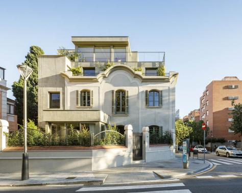 Lucía Olano casa en La Tres Torres, Barcelona