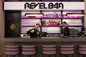 Rev El Bar Casa Seat Barcelona No Hay Mañana