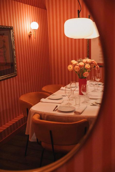 Casa Leopoldo, Rosa Gil, homenaje, Raval, cocina catalana, rabo de toro, albóndigas con sepia, paella de marisco, restaurantes emblemáticos, Barcelona, Pepe Carvalho, Manuel Vázquez Montalbán