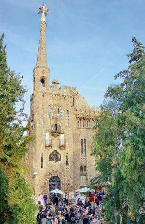 Eat Gaudi Torre Bellesguard